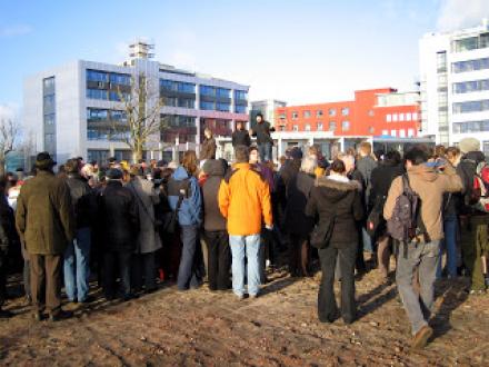 Volle Becken - Leere Speicher, 2007